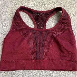 Avia burgundy spandex sport bra L 12-14